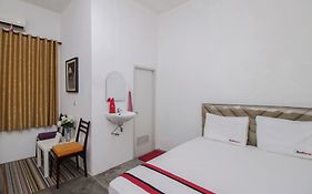 RedDoorz @ Radio Dalam